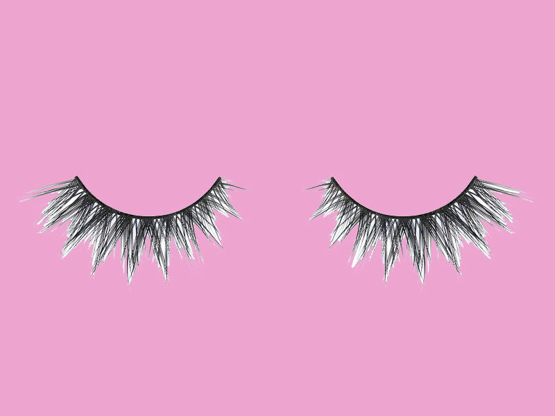 How to Apply False Lashes: Step by Step
